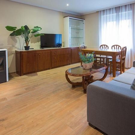 Apartamentos Turisticos Avila Villa Carmen III Bagian luar foto