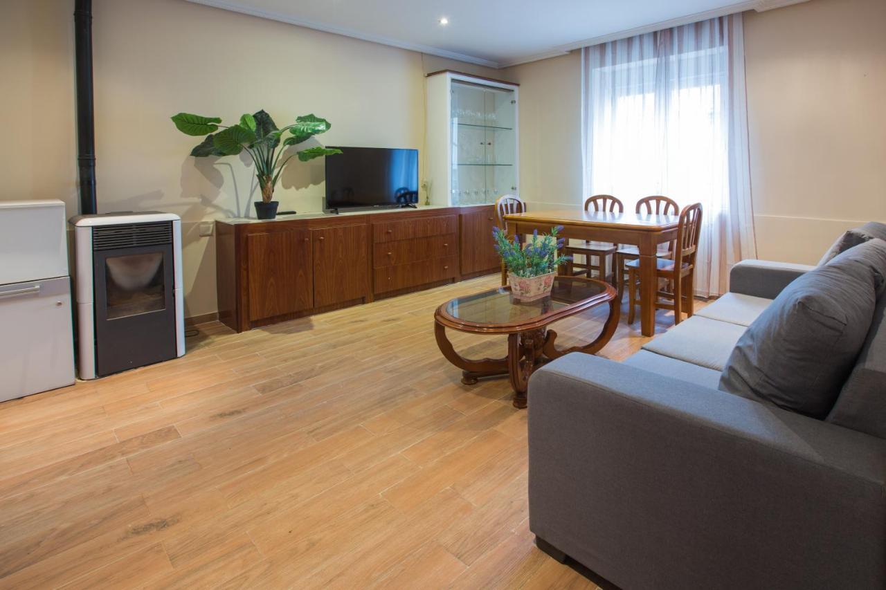 Apartamentos Turisticos Avila Villa Carmen III Bagian luar foto